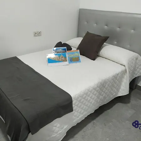 Cadiz Rooms *