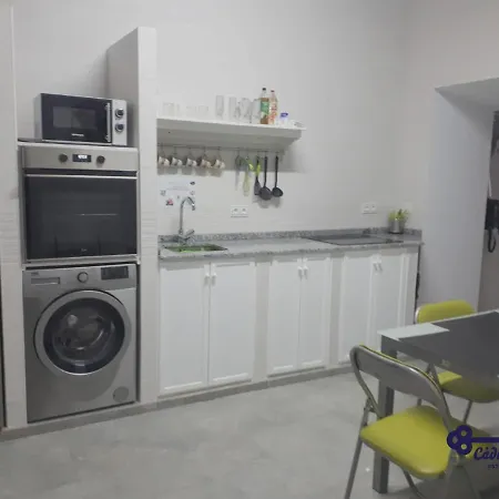 Homestay Cadiz Rooms *